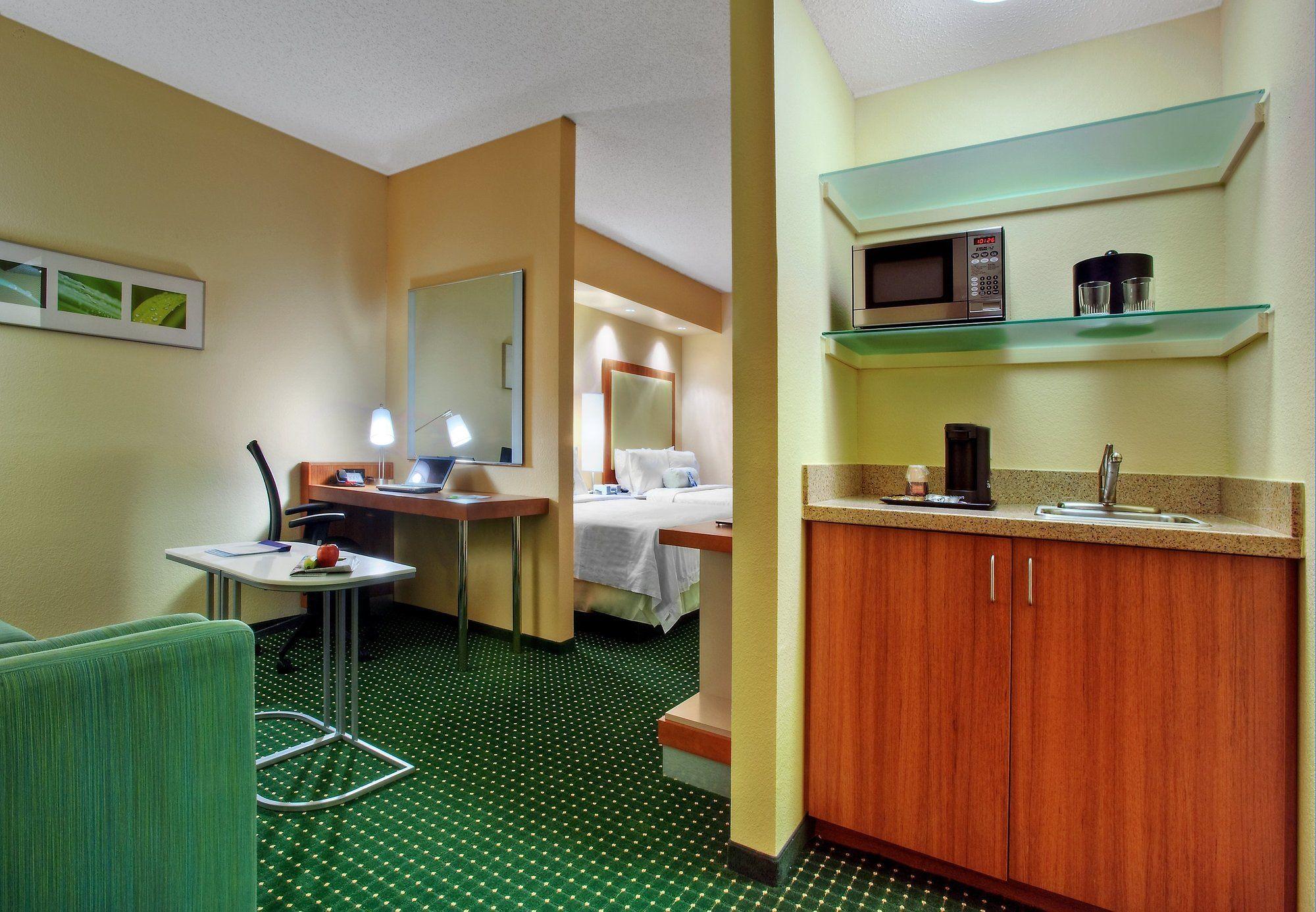 Springhill Suites By Marriott Baton Rouge North / Airport Exterior photo